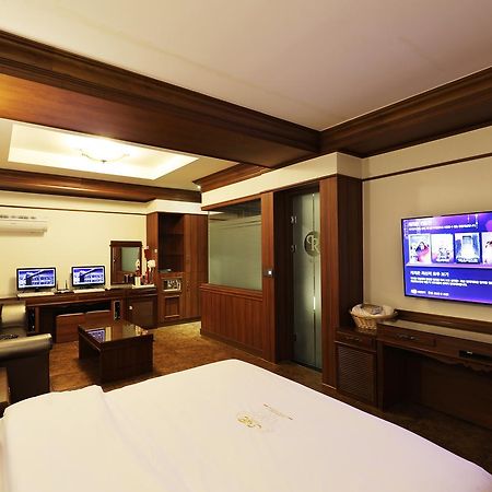 Bucheon Sr Hotel Exterior photo
